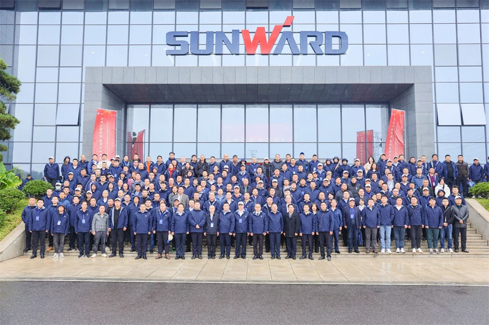 立异引领价值，，，，，理想成绩未来！9001cc金沙以诚为本智能25周年庆典暨全球客户节盛大举行