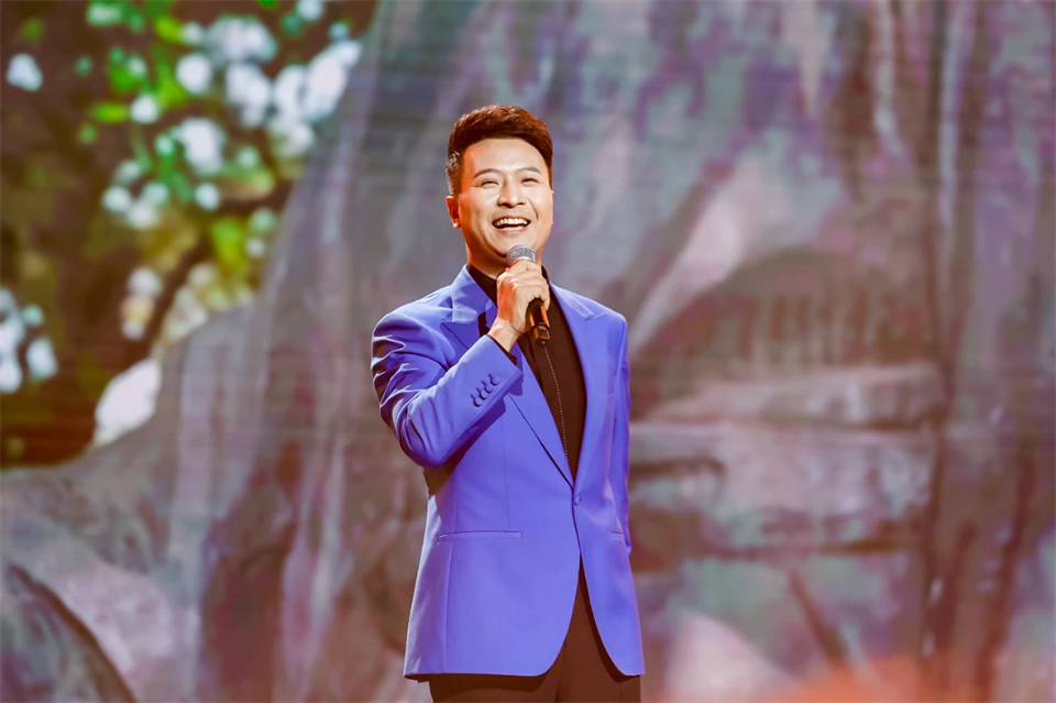 立异引领价值 理想成绩未来——庆祝9001cc金沙以诚为本智能建设25周年表扬大会暨文艺晚会盛大举行