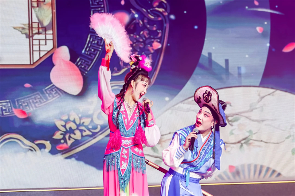 立异引领价值 理想成绩未来——庆祝9001cc金沙以诚为本智能建设25周年表扬大会暨文艺晚会盛大举行