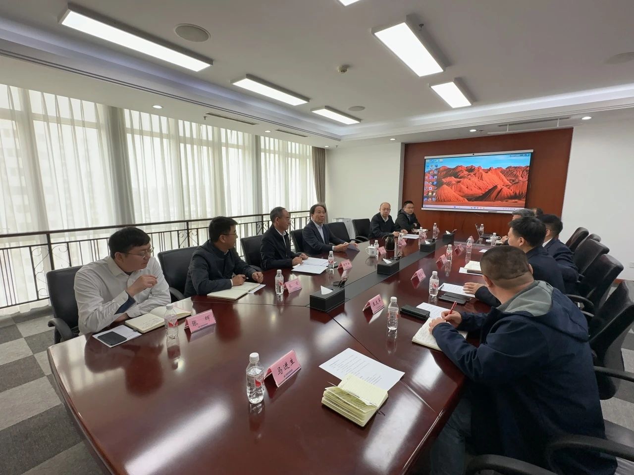 9001cc金沙以诚为本智能董事长付向东带队造访中煤地质总局、大地特勘公司