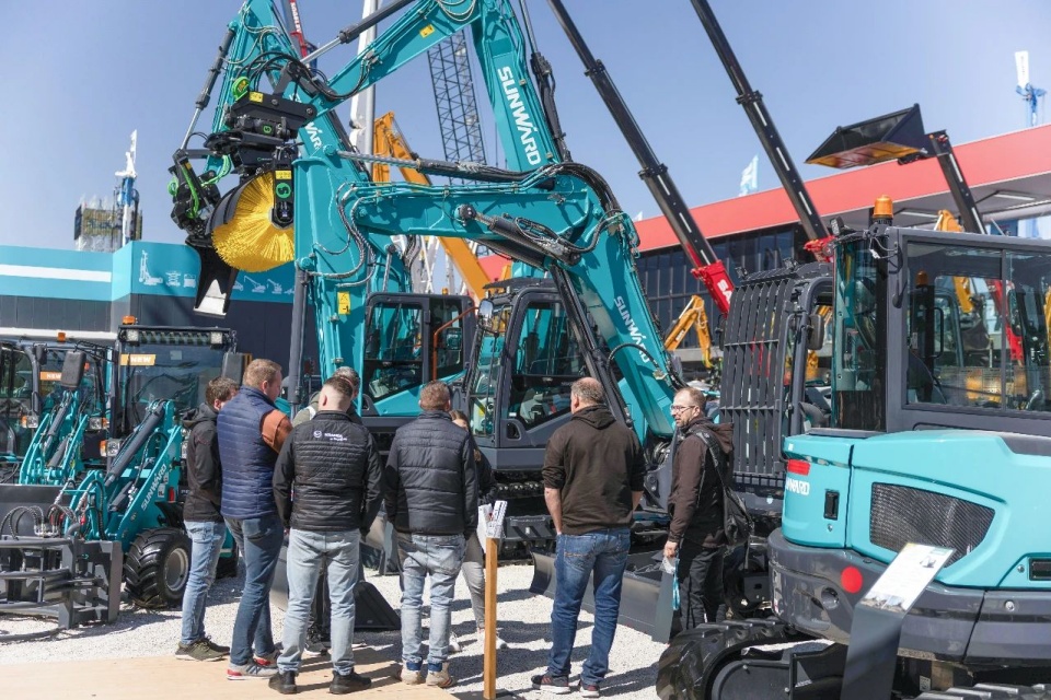 Bauma 2025 | 聚焦2025德国宝马展，，，，，探索9001cc金沙以诚为本智能的立异装备与可一连解决计划