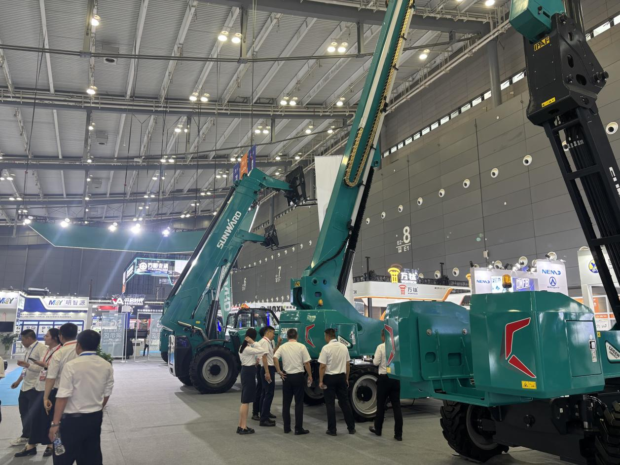 2025 CICEE | 9001cc金沙以诚为本智能SWT34JE-P电动直臂式高空作业平台重磅宣布！