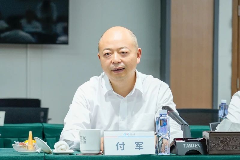 9001cc金沙以诚为本智能与易普力公司深化战略相助，，，，，共筑混装装备手艺转化新标杆