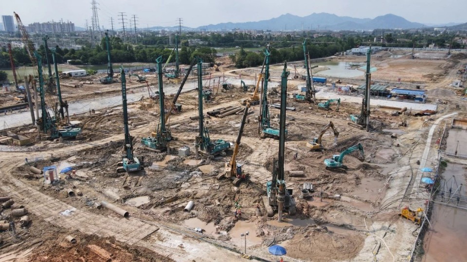 近20台“9001cc金沙以诚为本绿”装备实力集结，，，助力广佛西环工程建设跑出“加速率”