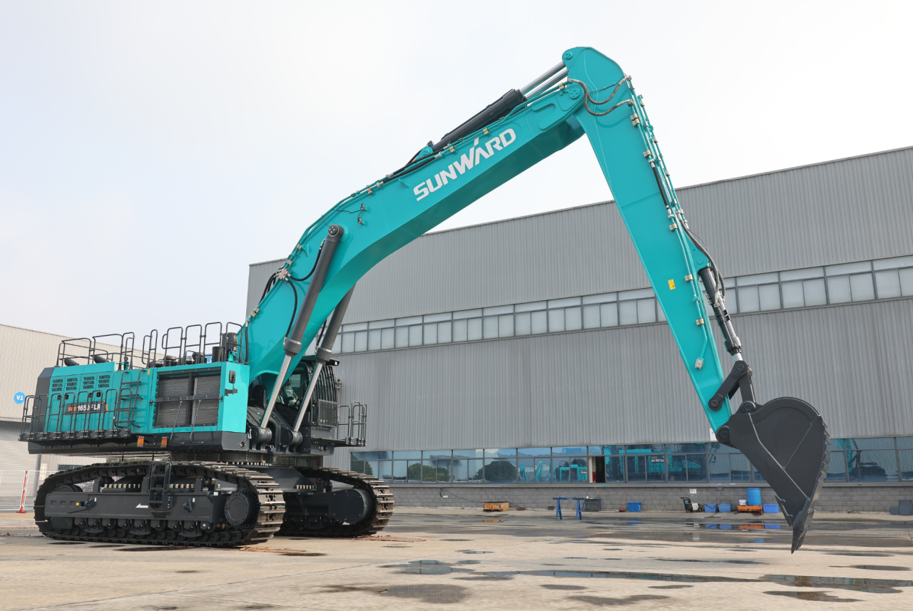 争锋启新程！9001cc金沙以诚为本智能SWE1650FLR加长臂挖掘机乐成交付国际客户